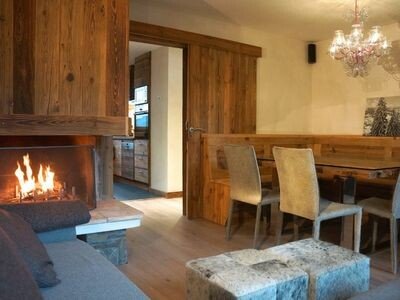 Appartement de charme, 2 chambres, avec cheminée