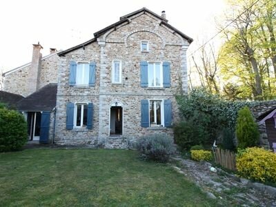 House 3 bedrooms, with pool