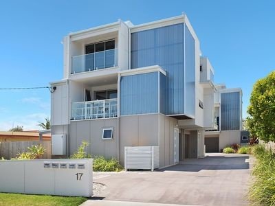 House 3 bedrooms, with air conditioning