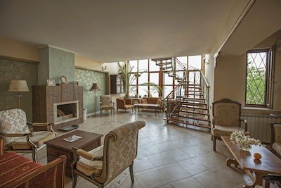 Villa 7 bedrooms, with garden