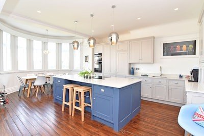 Apartment 2 bedrooms, with fireplace