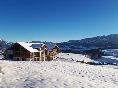 Wohnung 3 Schlafzimmer, mit Garten