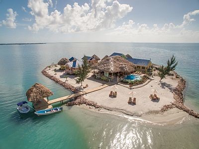 Villa 5 bedrooms, with pool