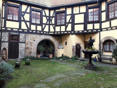 Schloss 1 Schlafzimmer, mit Garten