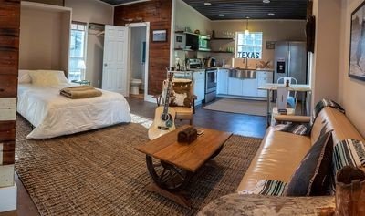 Bed and breakfast 1 bedroom, with gym