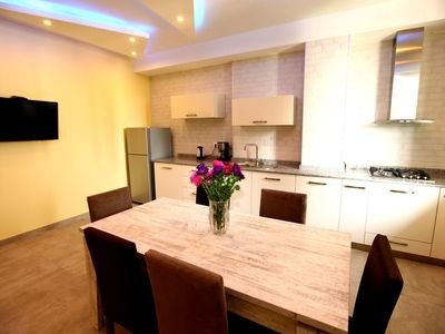 Wohnung 2 Schlafzimmer, mit Garten