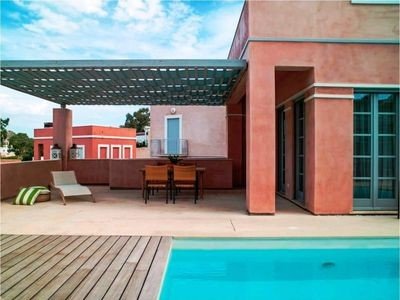 Ferienhaus 4 Schlafzimmer, mit Pool