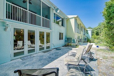 Apartment 4 bedrooms, with pool