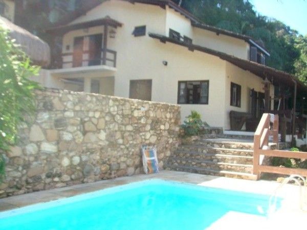 Casa 3 quartos, com piscina