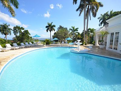 Villa 5 Schlafzimmer, mit Pool