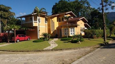 Casa 4 quartos, com piscina