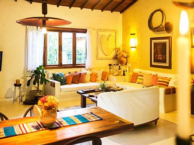 Casa 2 quartos, com piscina