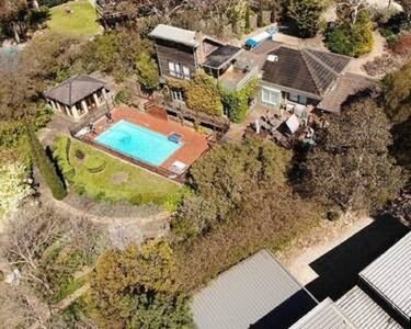 House 4 bedrooms, with jacuzzi