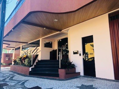 Apartamento 3 quartos, com ar condicionado