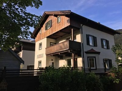 Wohnung 3 Schlafzimmer, mit Garten