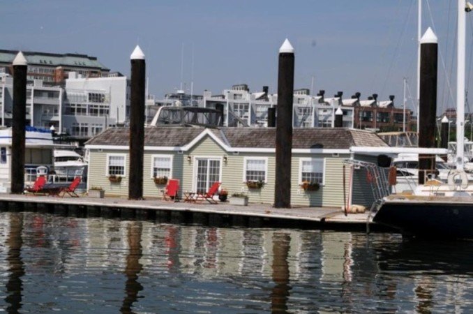 Barco 1 quarto, com ar condicionado