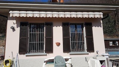 Casa 2 camere, con giardino