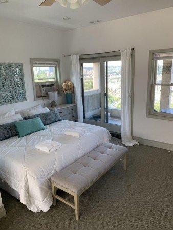 House 4 bedrooms, with jacuzzi