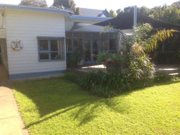 House 3 bedrooms, with garden