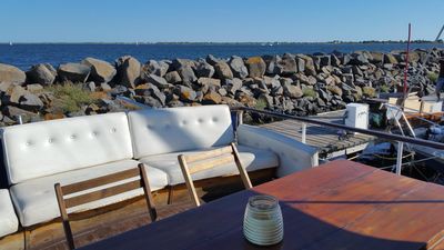 Yacht 2 chambres, avec wifi