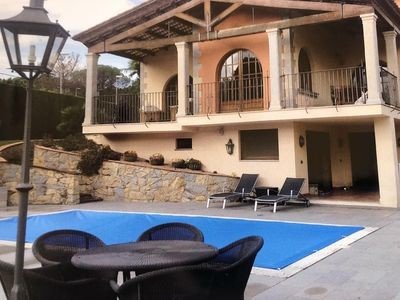 Villa 5 habitaciones, con jacuzzi