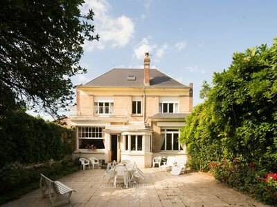 Maison de charme, 4 chambres, avec salle de sport