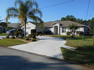 House 3 bedrooms, with pool