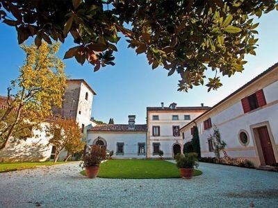 Castello 1 camera, con piscina