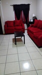 Casa 2 habitaciones, con aire acondicionado