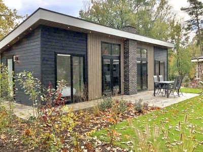 House 2 bedrooms, with pool