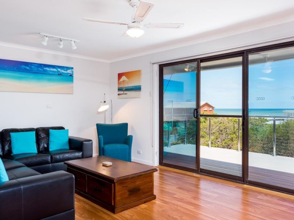 House 3 bedrooms, with garden