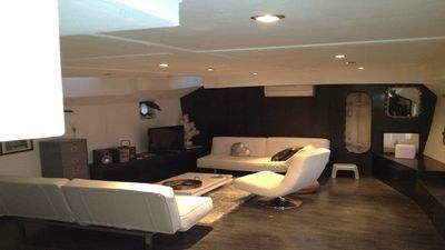 Boat 2 bedrooms, with gym