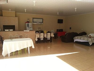 Casa 2 quartos, com piscina