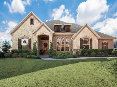 House 4 bedrooms, with pool