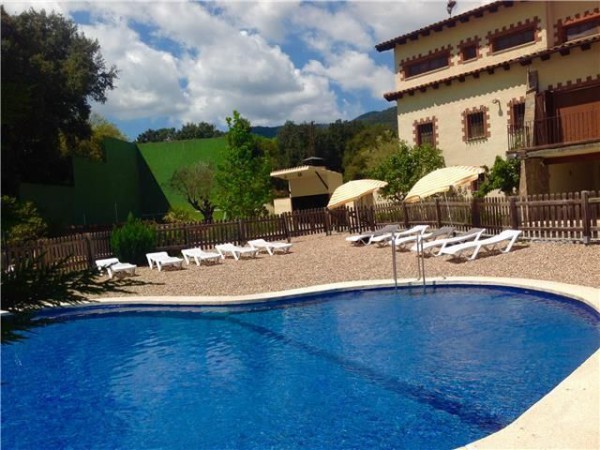 Gîte authentique, 8 chambres, avec piscine