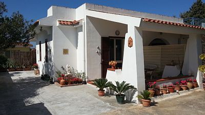 Villa 1 camera, con giardino