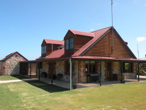House 4 bedrooms, with garden