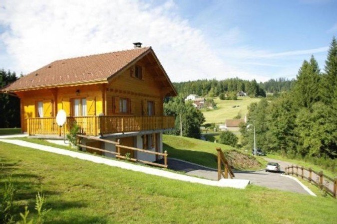 Chalet tout confort, 3 chambres, avec jardin