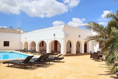 Casa 13 habitaciones, con piscina