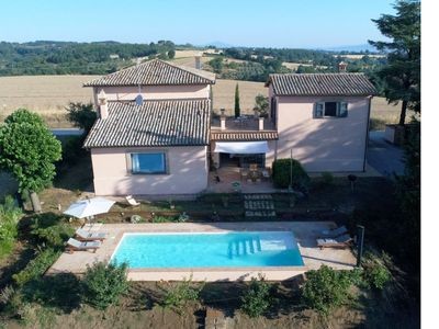 Bed and breakfast 3 camere, con piscina