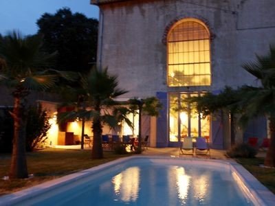 Maison design, 6 chambres, avec piscine