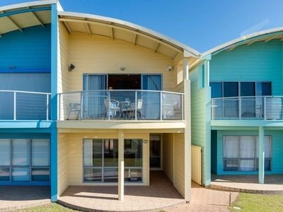 House 3 bedrooms, with air conditioning