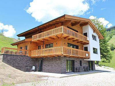 Chalet 9 Schlafzimmer, mit Garten