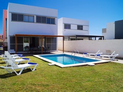 Villa 4 chambres, avec piscine