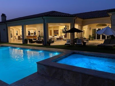 House 4 bedrooms, with jacuzzi