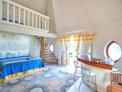 Bed and breakfast 1 bedroom, with pool