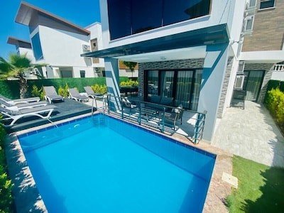 Villa 4 Schlafzimmer, mit Pool