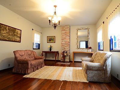 Casa 5 quartos, com ginásio