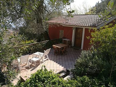 Casa 1 camera, con giardino