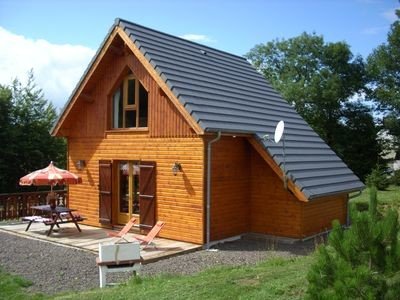 Chalet traditionnel, 2 chambres, avec piscine